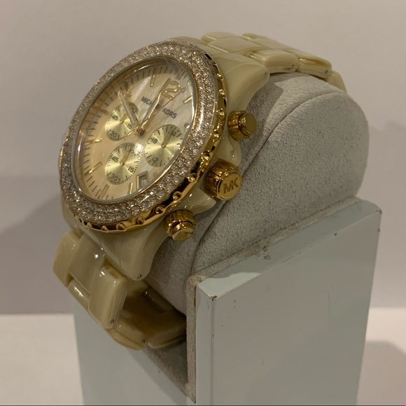 Michael Kors Watch - Picture 3 of 6